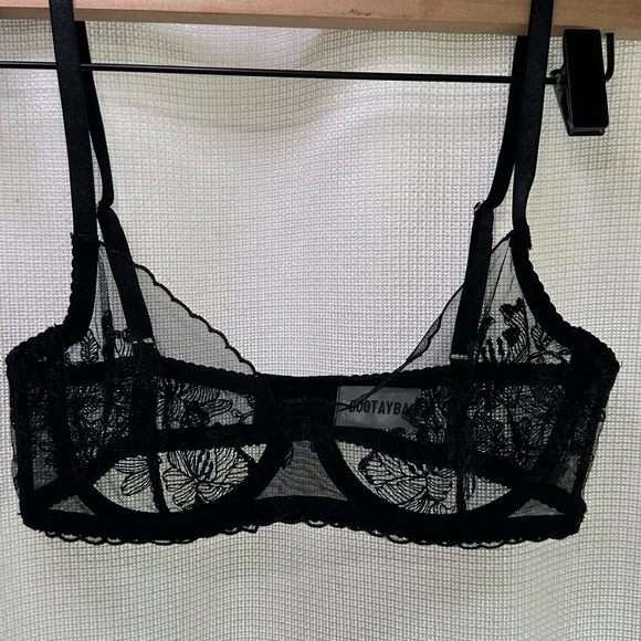 Sheer Black Floral Lace Bra - Picture 1 of 3
